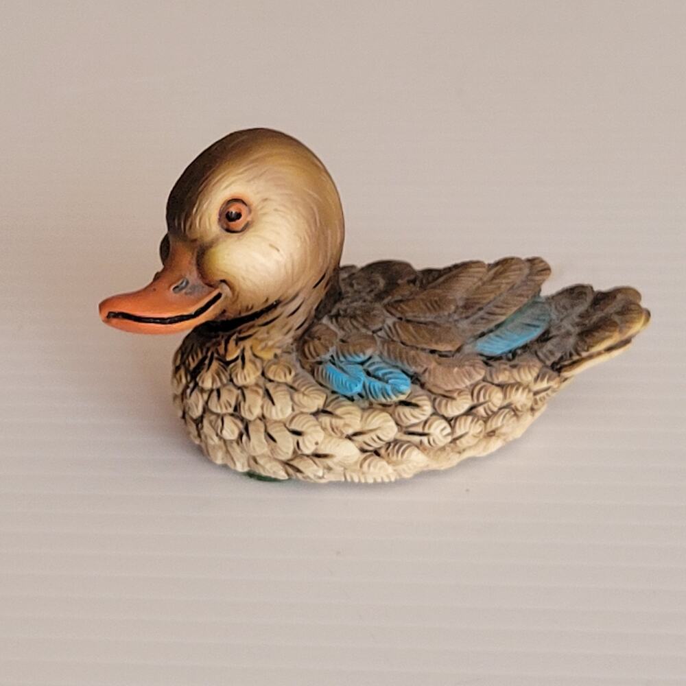 Vintage SPT Miniature duck duckling figurine